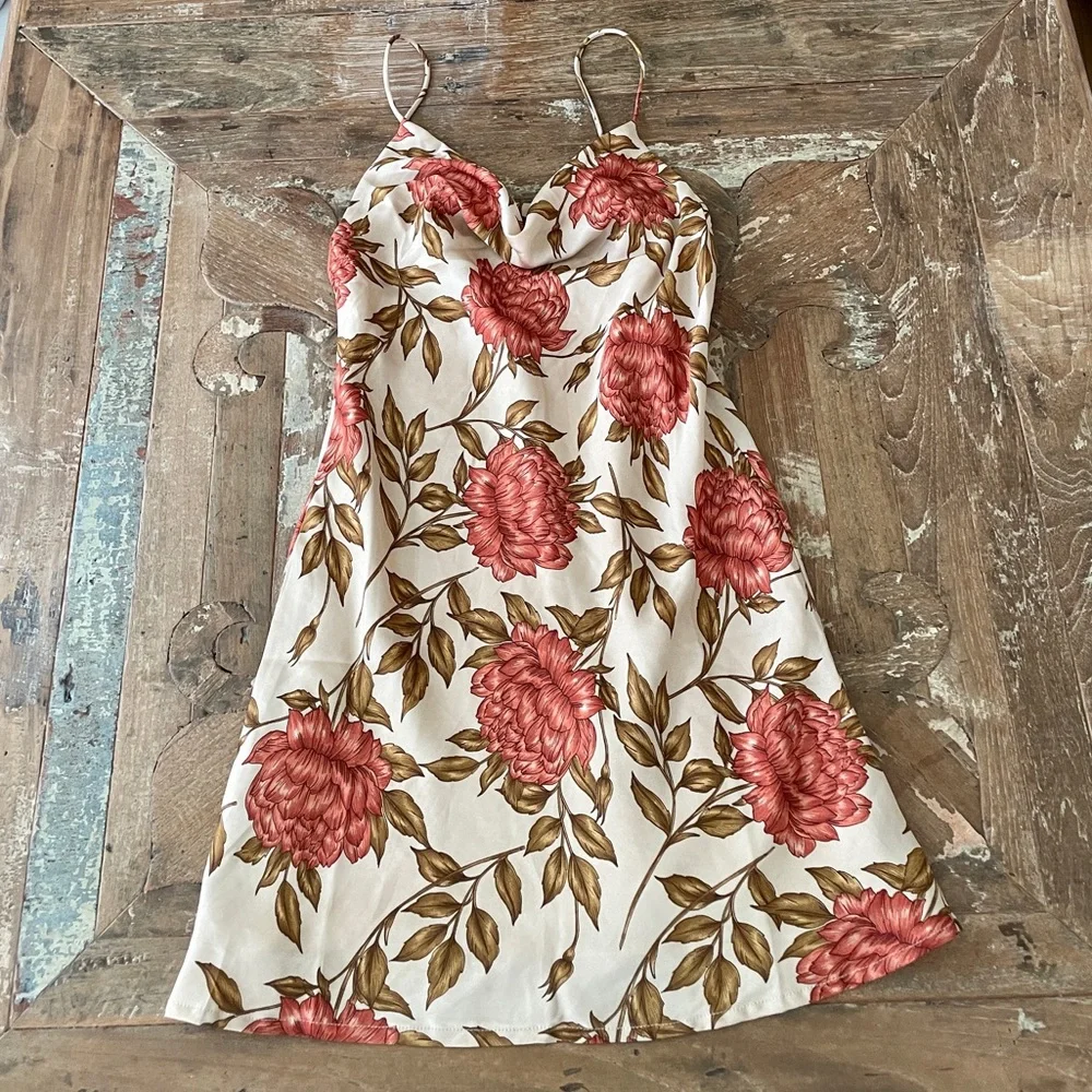 Emelia Dress - Picture 1 of 2